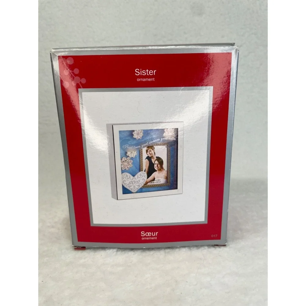 Carlton Cards Heirloom 2012 Sister‎ Ornament Photo Frame NIB